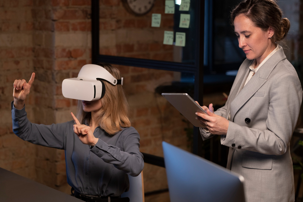 From Virtual Spaces to Real Business Value: The Evolution of Immersive Platforms