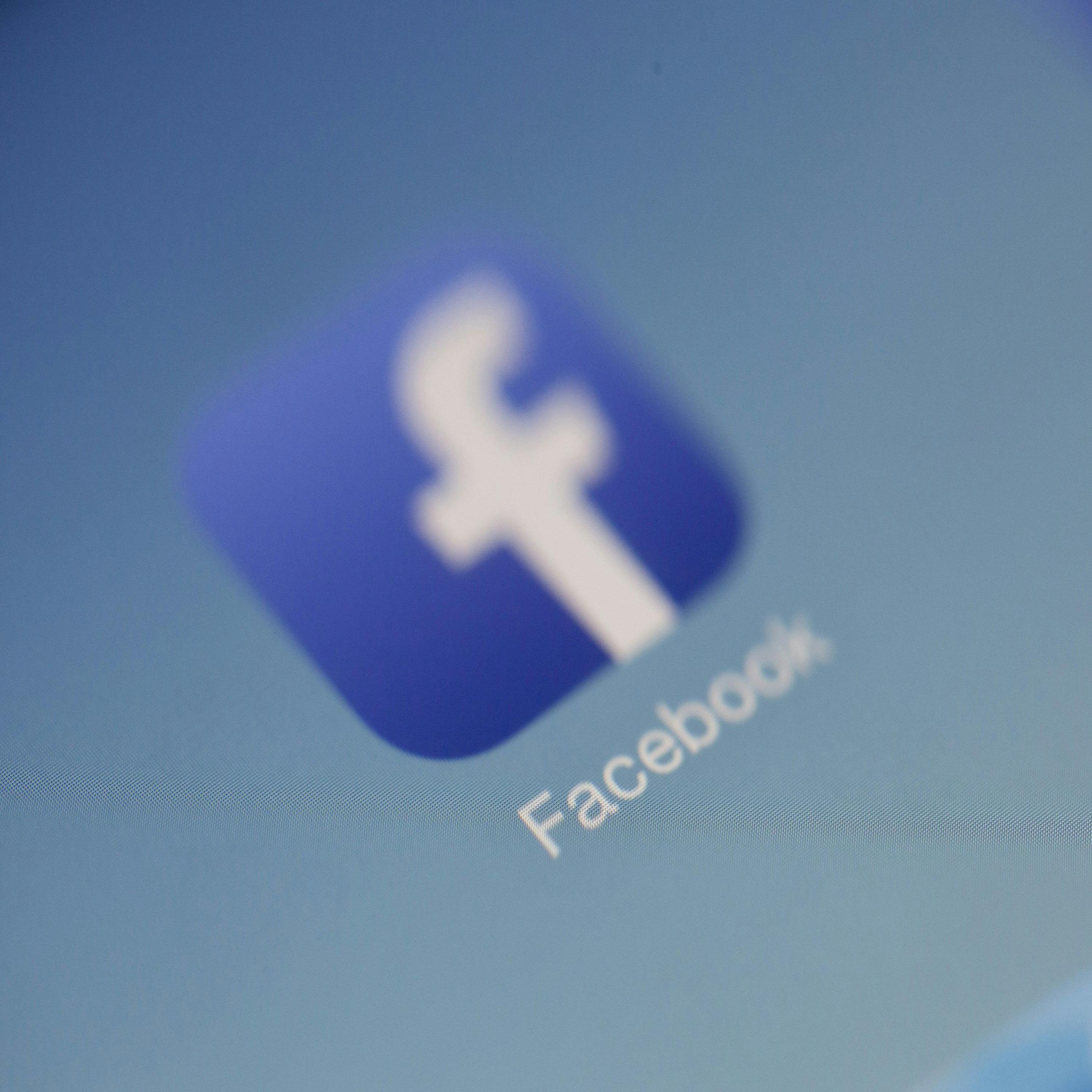 How Facebook Advertising Services Help Travel Brands Increase Bookings